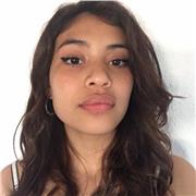 Estudiante a punto de ir a la universidad que busca trabajo para este verano. Tengo experiencia dando repaso a niños de 4º, 5º y 6º de primaria, y cuidando a niños y niñas por las tardes